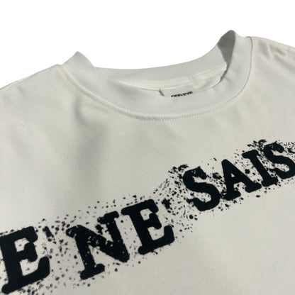"Je Ne Sais Quoi" Graphic Tee